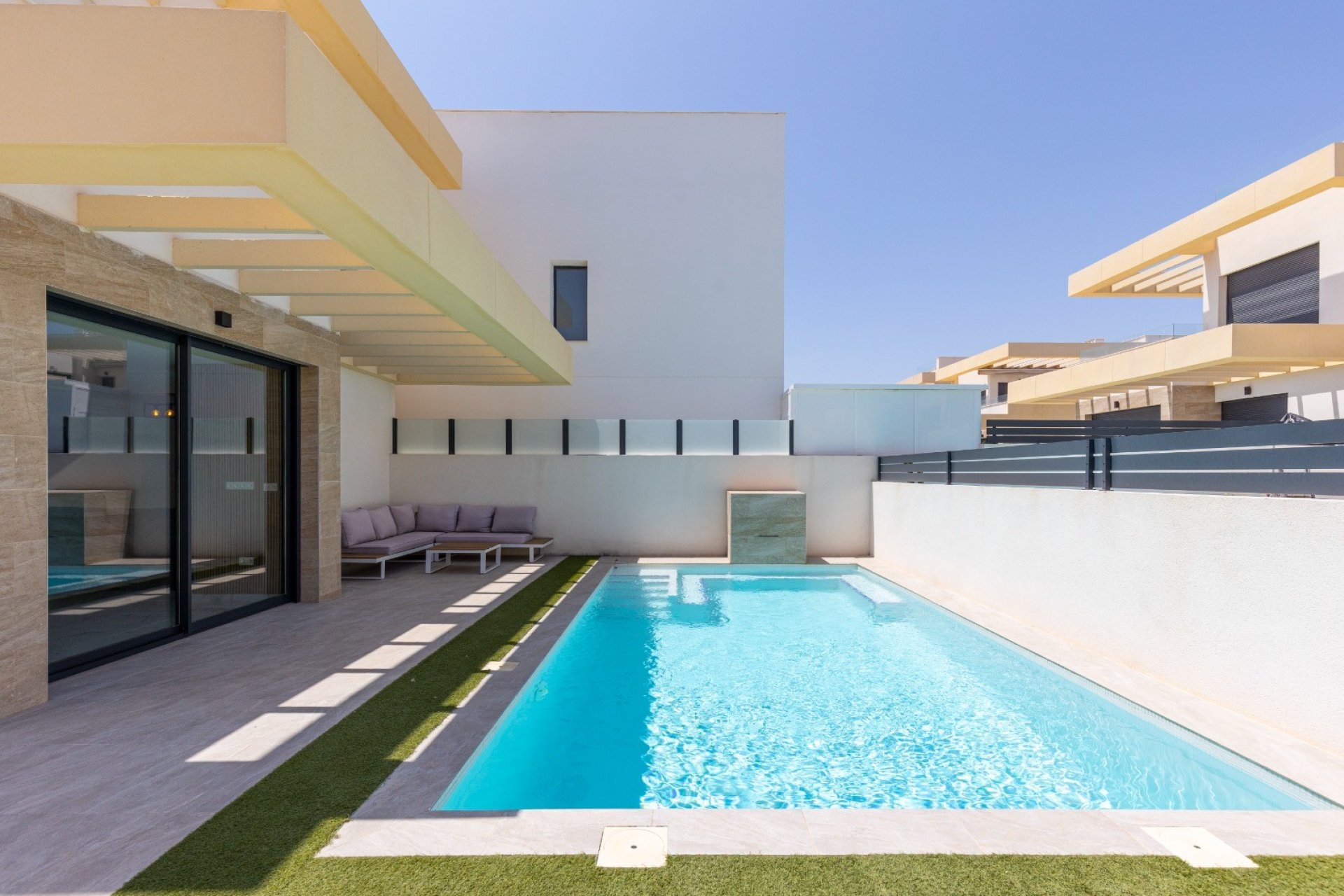 Sale - Villa - Los Montesinos - La Herrada