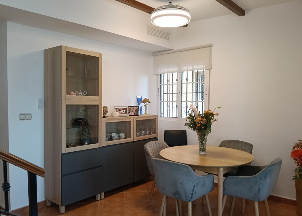 Sale - Villa - Los Montesinos - La Herrada