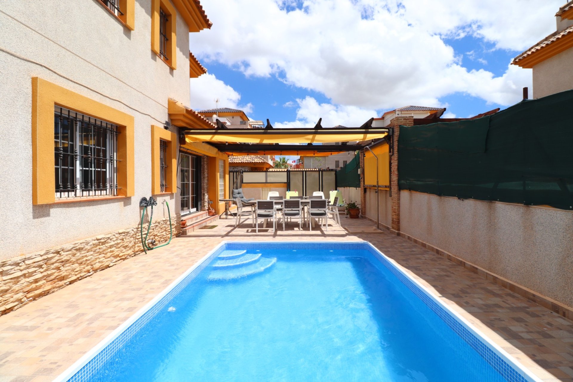 Sale - Villa - Los Montesinos - La Herrada