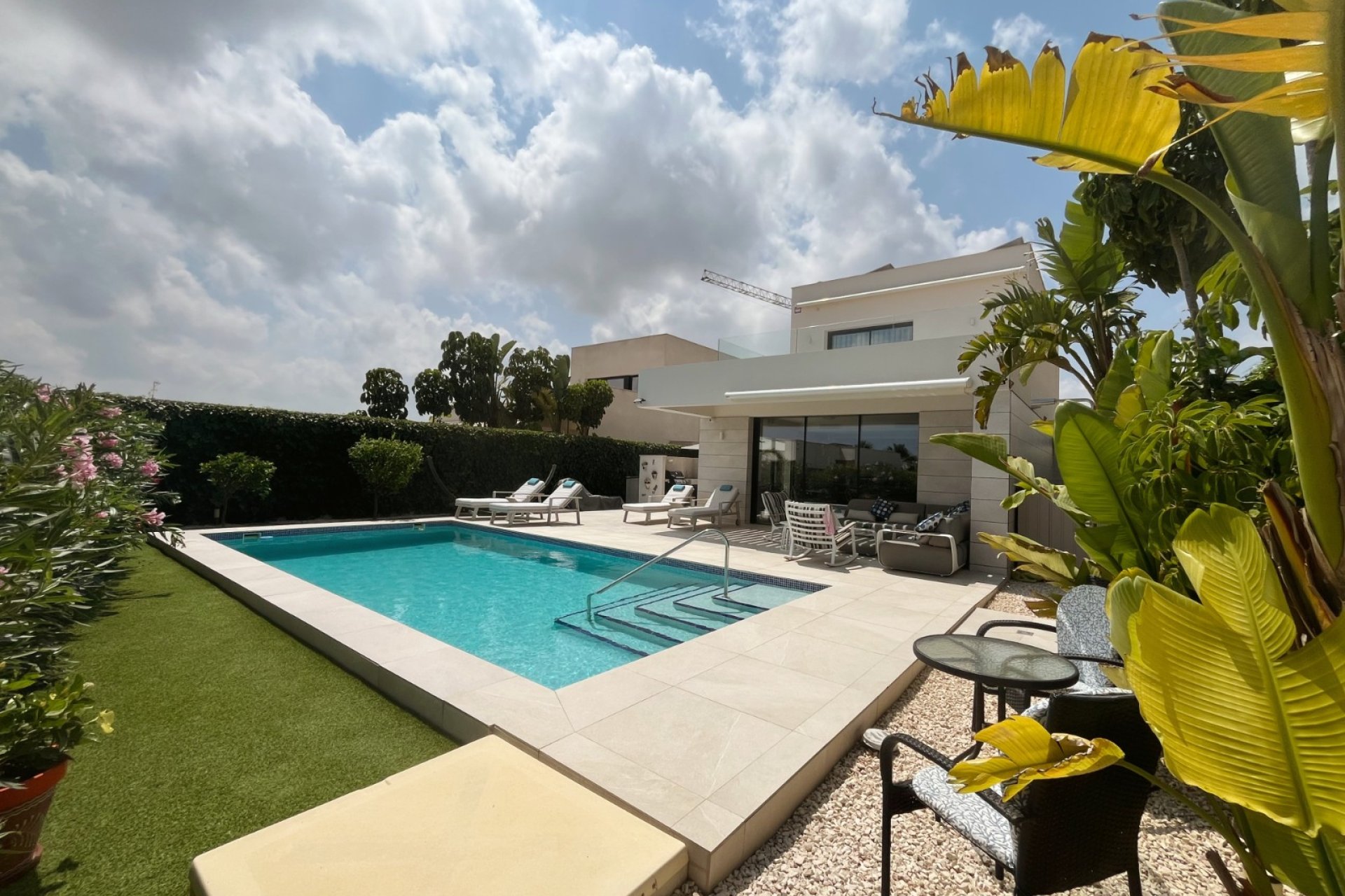 Sale - Villa - Los Montesinos - La Herrada