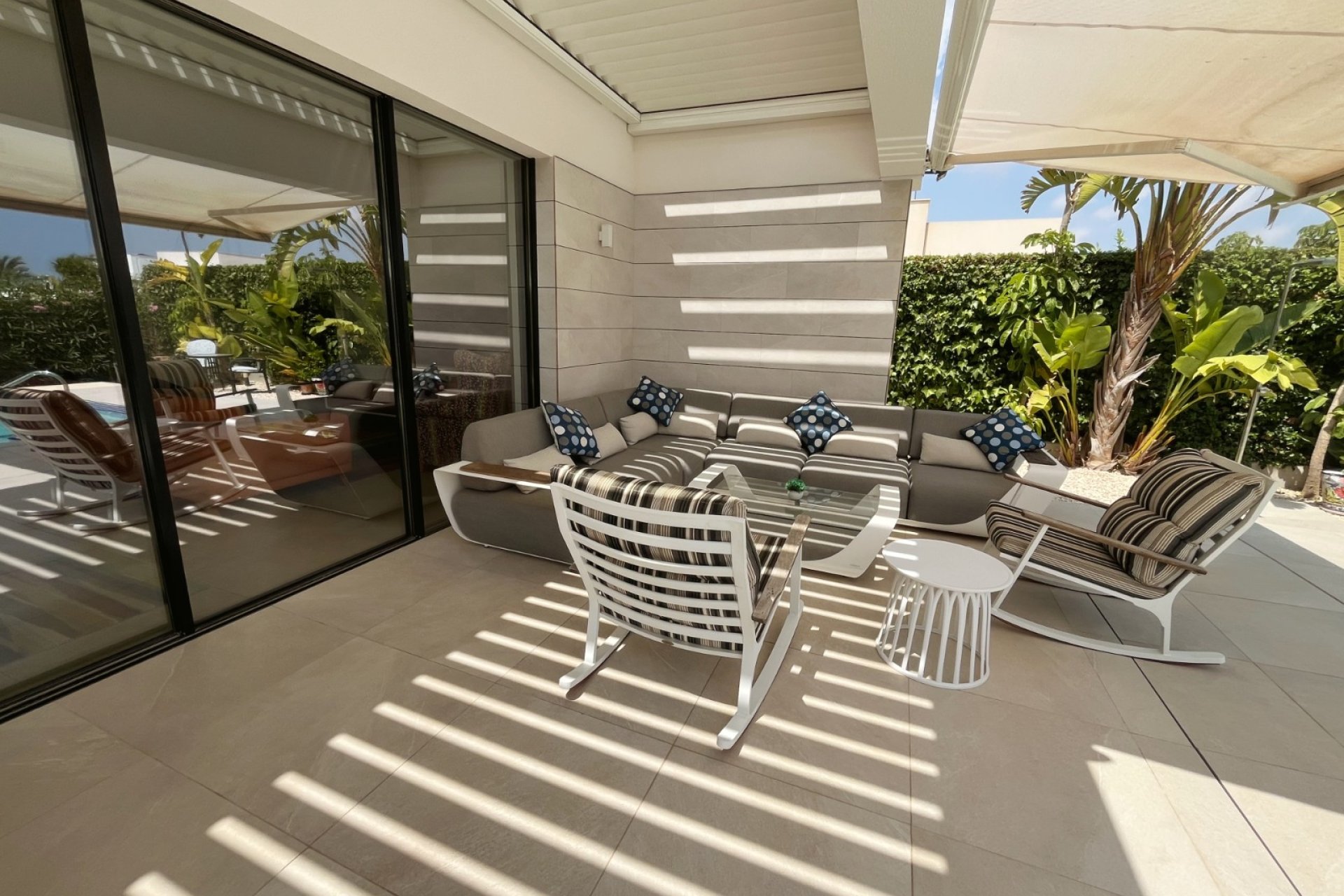 Sale - Villa - Los Montesinos - La Herrada