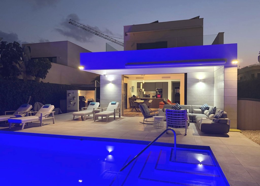 Sale - Villa - Los Montesinos - La Herrada