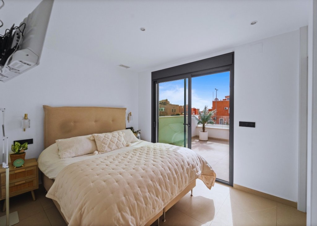 Sale - Villa - Los Montesinos - La Herrada
