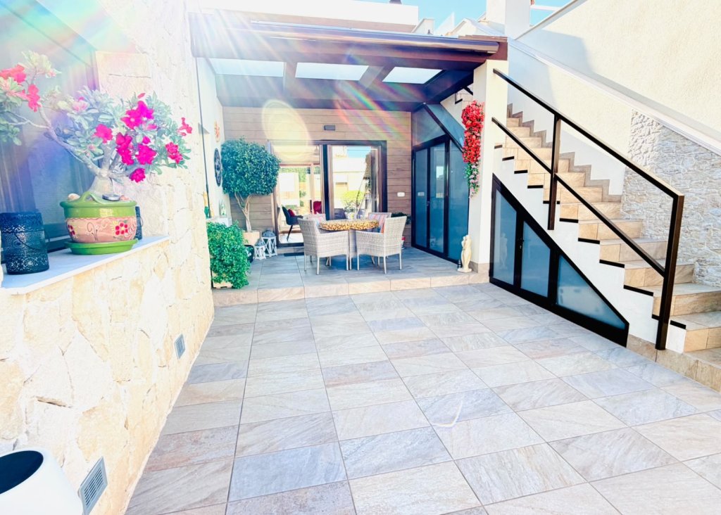 Sale - Villa - Los Montesinos - La Herrada