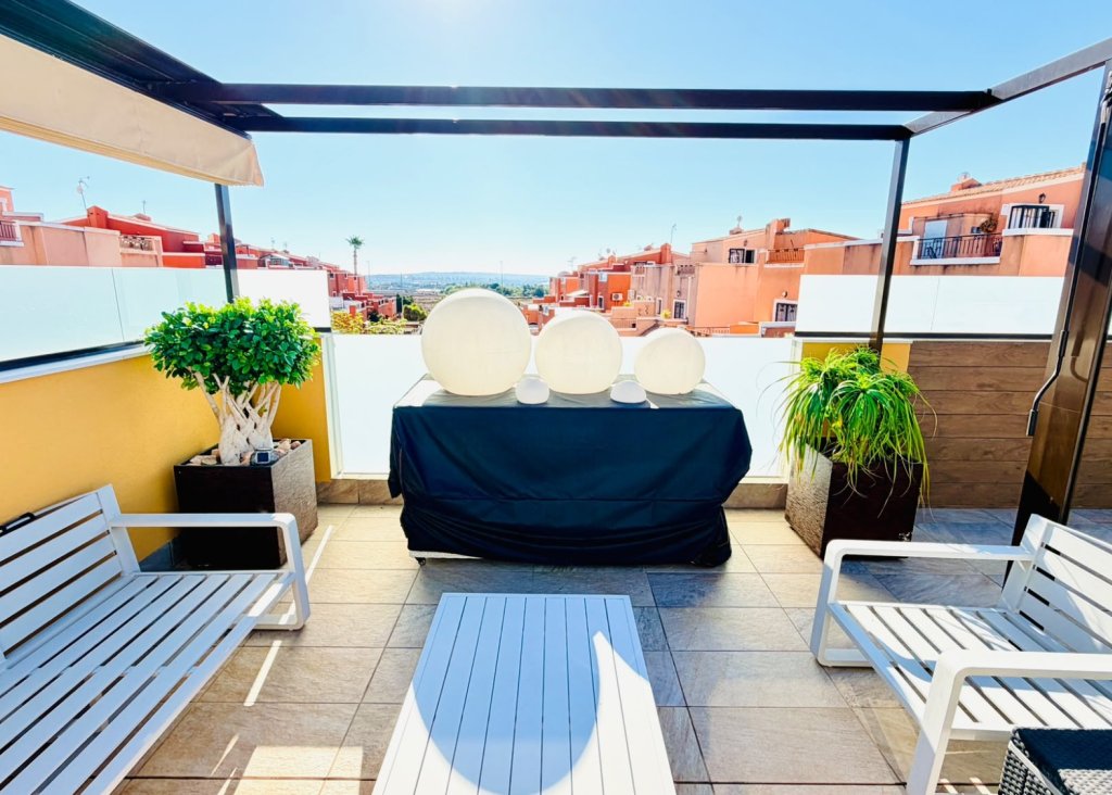 Sale - Villa - Los Montesinos - La Herrada