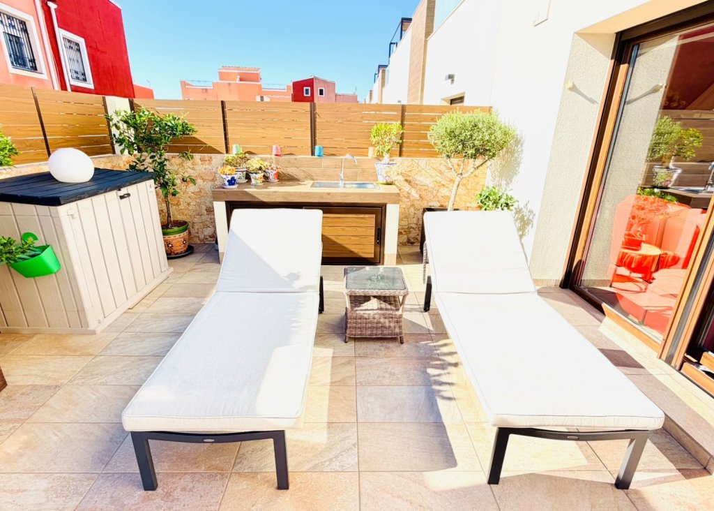 Sale - Villa - Los Montesinos - La Herrada