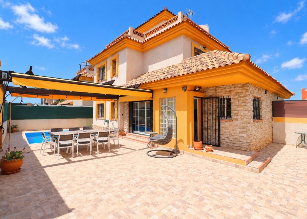 Sale - Villa - Los Montesinos - La Herrada