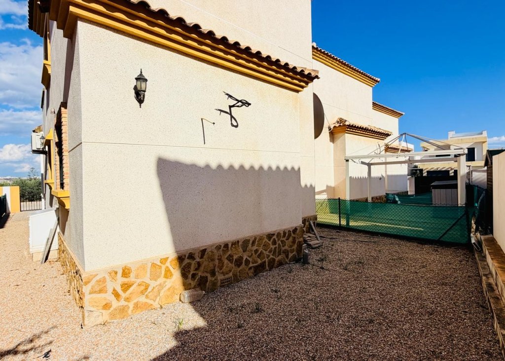 Sale - Villa - Los Montesinos - La Herrada