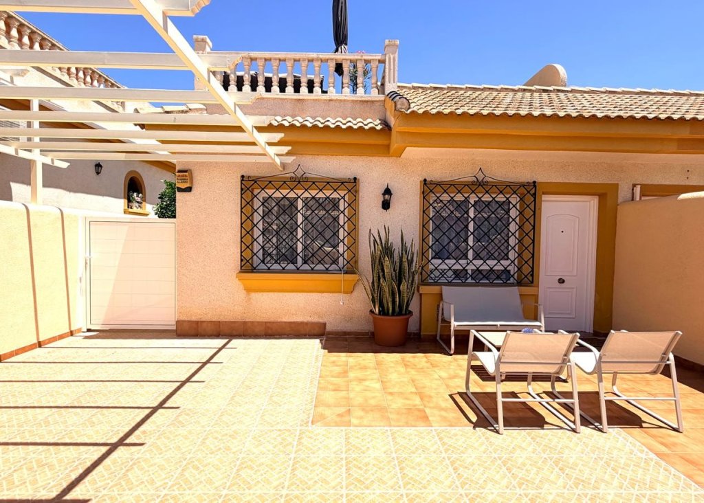 Sale - Villa - Los Montesinos - Urbanizacion montesol
