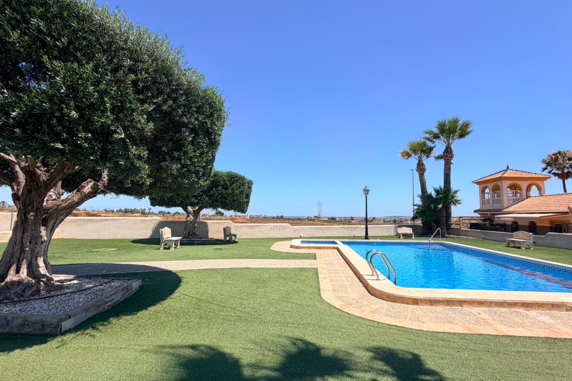 Sale - Villa - Los Montesinos - Urbanizacion montesol