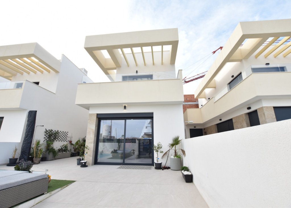 Sale - Villa - Los Montesinos