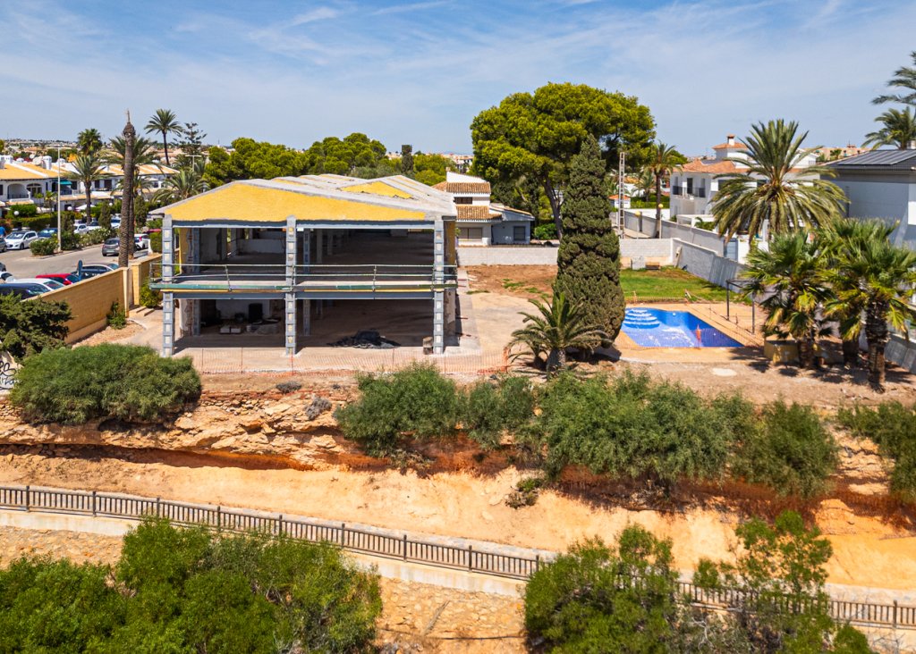 Sale - Villa - Orihuela Costa - Cabo Roig