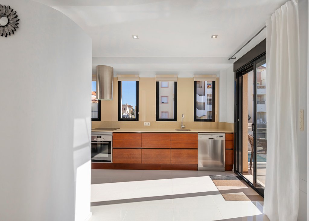 Sale - Villa - Orihuela Costa - La Zenia