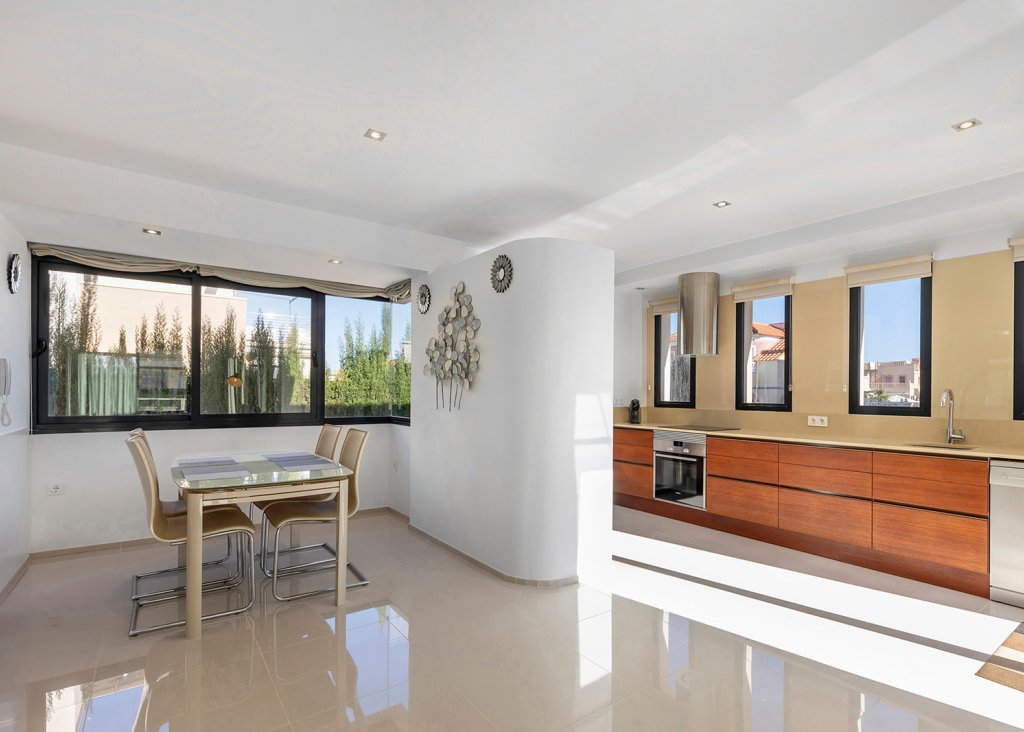 Sale - Villa - Orihuela Costa - La Zenia