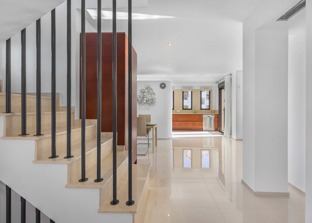 Sale - Villa - Orihuela Costa - La Zenia