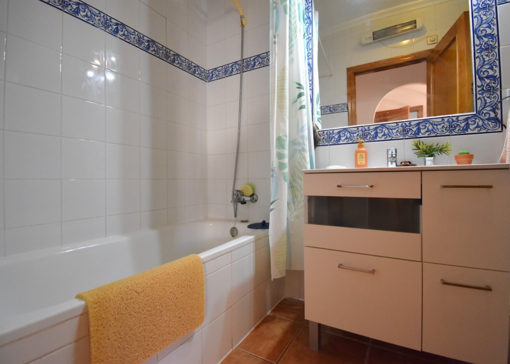 Sale - Villa - Orihuela Costa - La Zenia