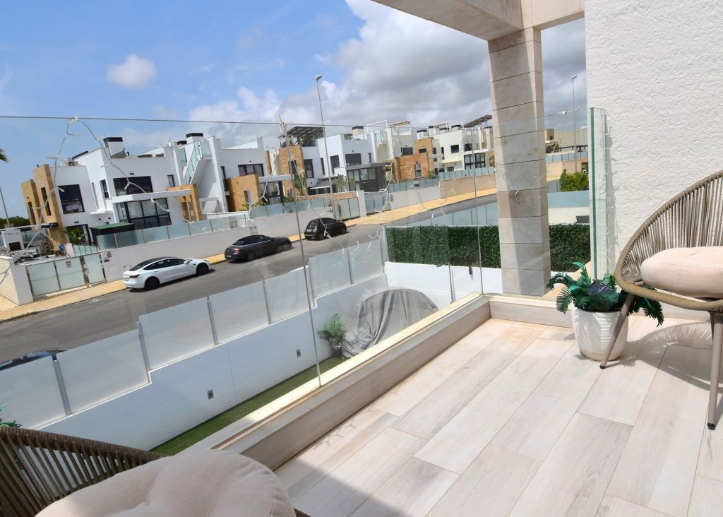 Sale - Villa - Orihuela Costa - Lomas de Cabo Roig