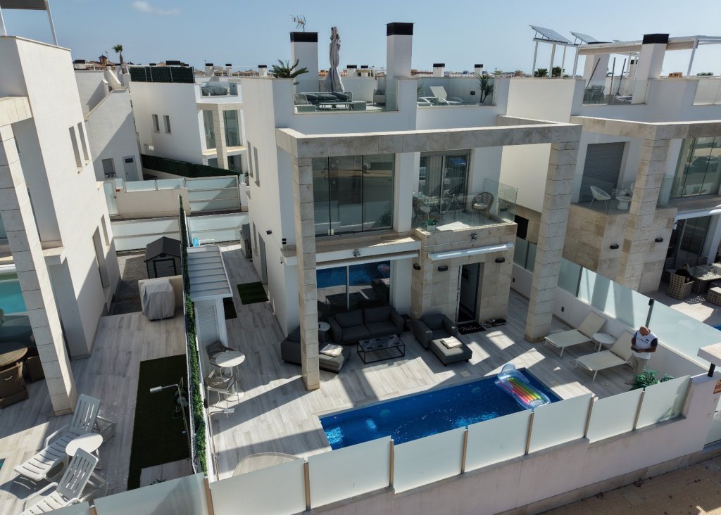 Sale - Villa - Orihuela Costa - Lomas de Cabo Roig