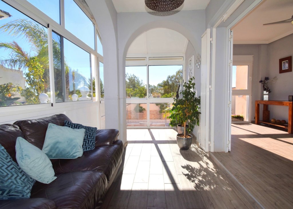 Sale - Villa - Orihuela Costa - Playa Flamenca