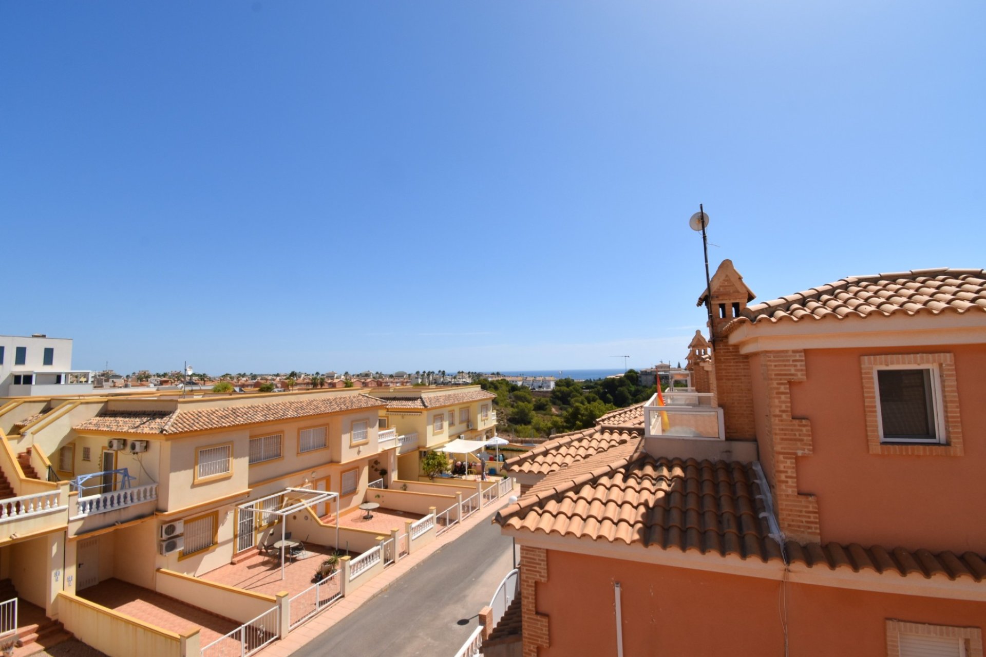 Sale - Villa - Orihuela Costa - Playa Flamenca