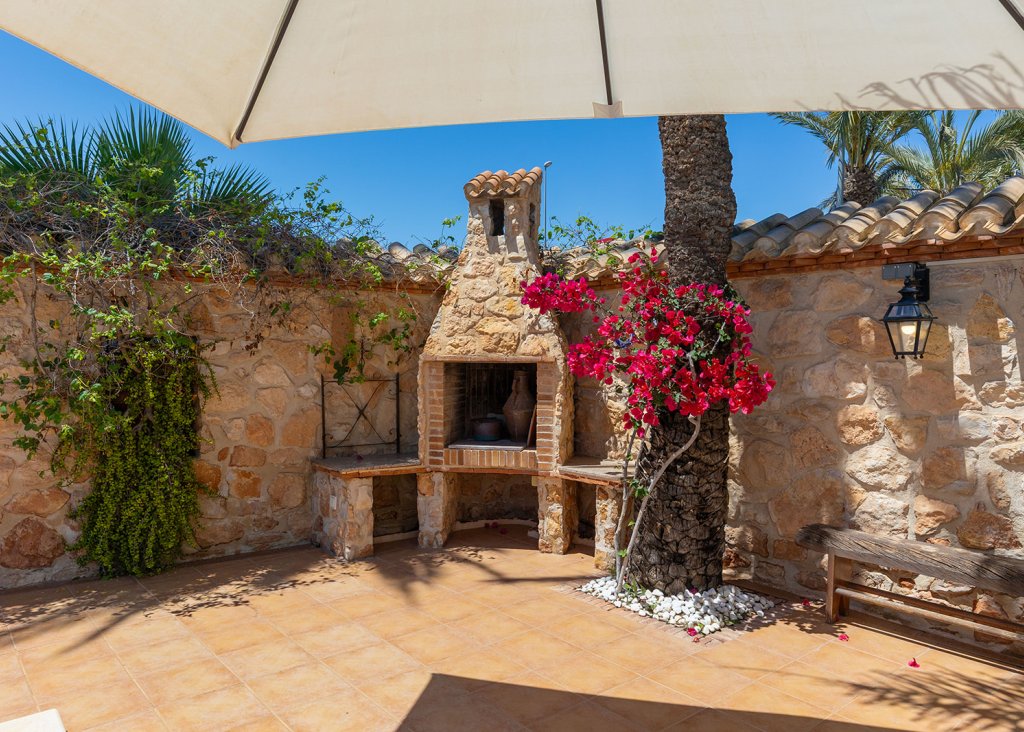 Sale - Villa - Orihuela Costa - Punta Prima