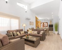 Sale - Villa - Orihuela Costa - Punta Prima