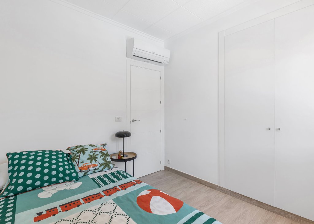 Sale - Villa - Orihuela Costa - Punta Prima