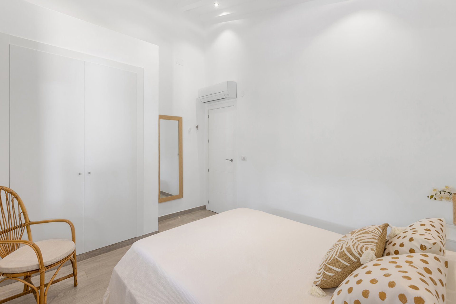 Sale - Villa - Orihuela Costa - Punta Prima