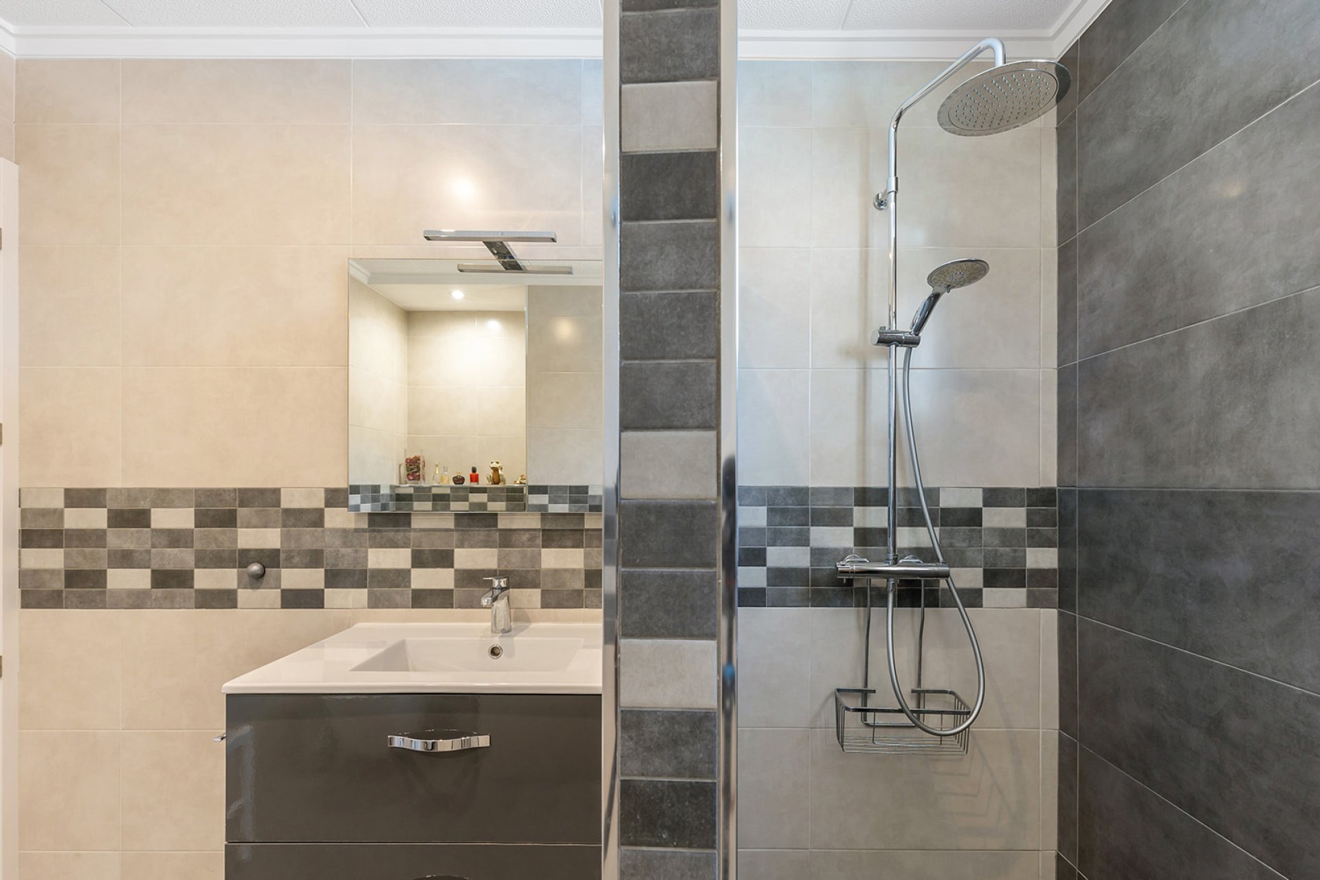 Sale - Villa - Orihuela Costa - Punta Prima