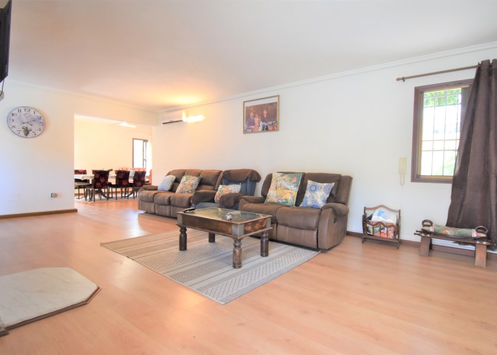 Sale - Villa - Orihuela Costa - Villamartin