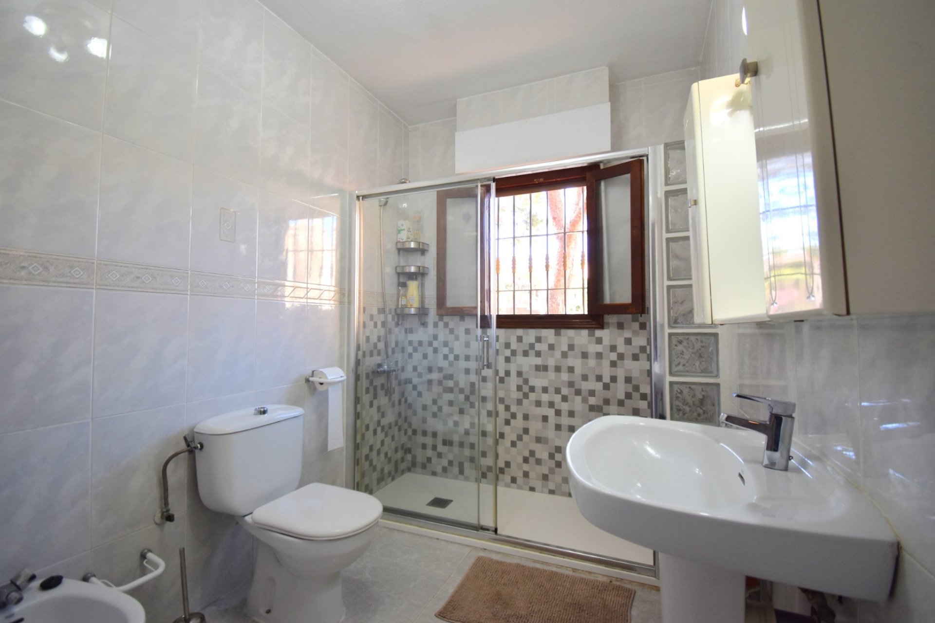 Sale - Villa - Orihuela Costa - Villamartin