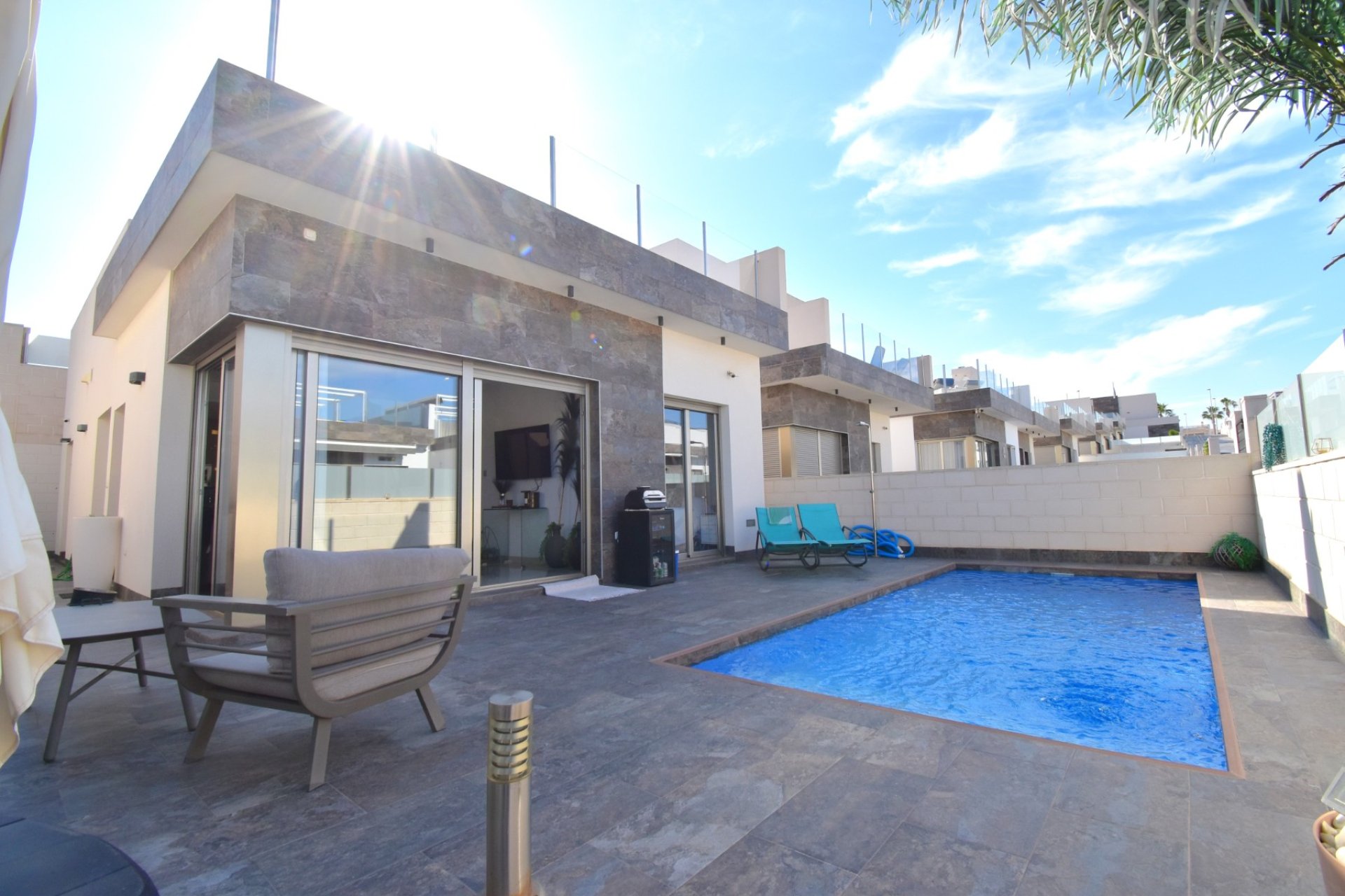 Sale - Villa - Orihuela Costa - Villamartin