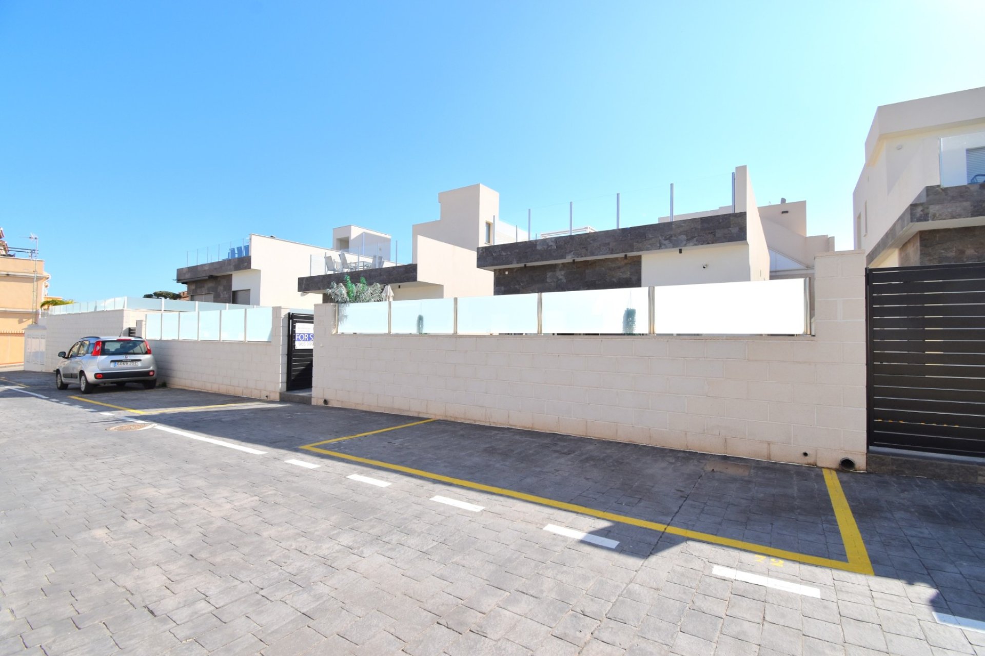Sale - Villa - Orihuela Costa - Villamartin