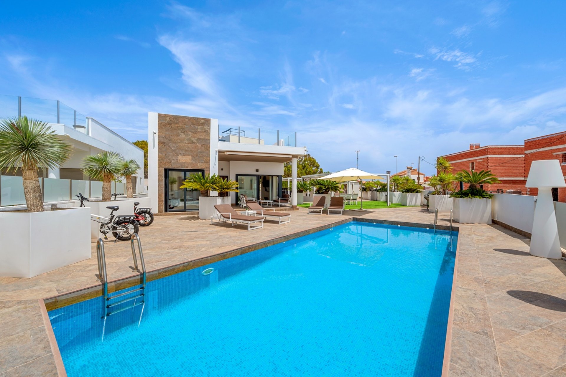 Sale - Villa - Orihuela Costa - Villamartín