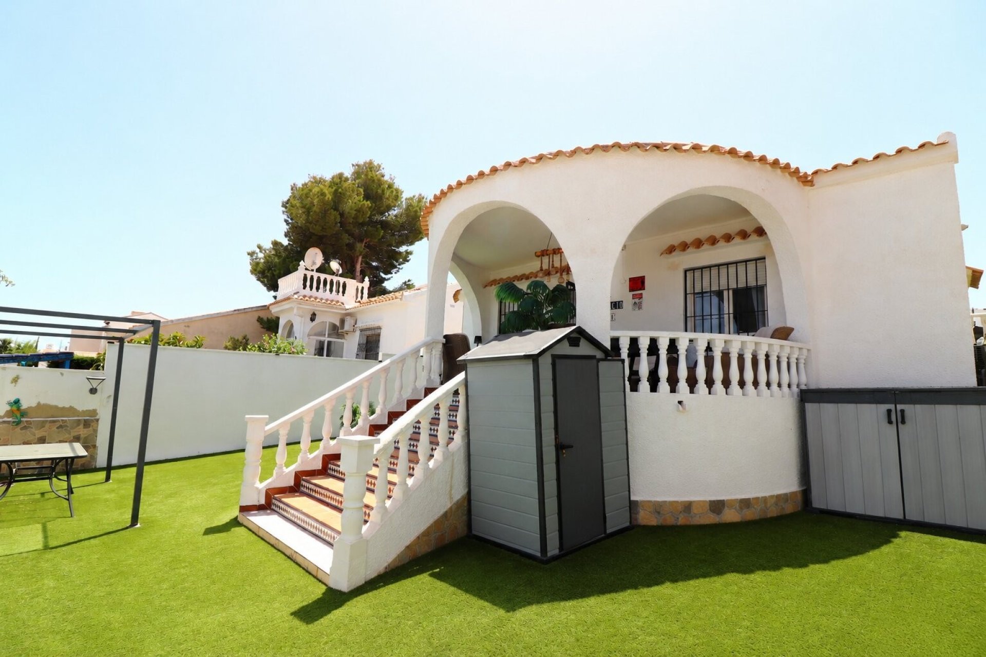 Sale - Villa - Orihuela Costa - Villamartin