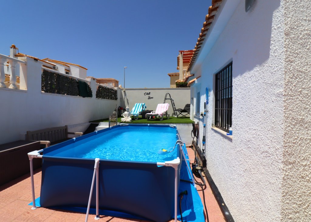 Sale - Villa - Orihuela Costa - Villamartin