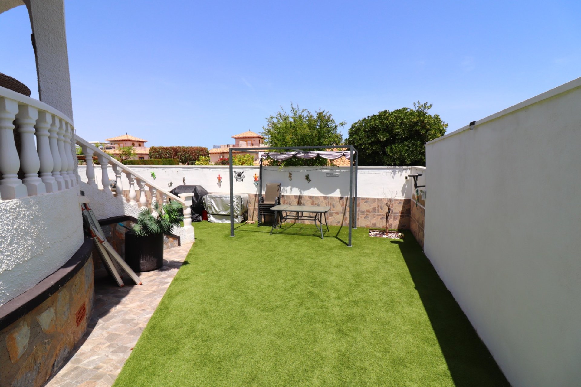 Sale - Villa - Orihuela Costa - Villamartin