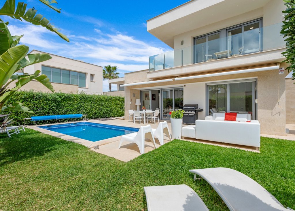 Sale - Villa - Orihuela Costa - Vistabella