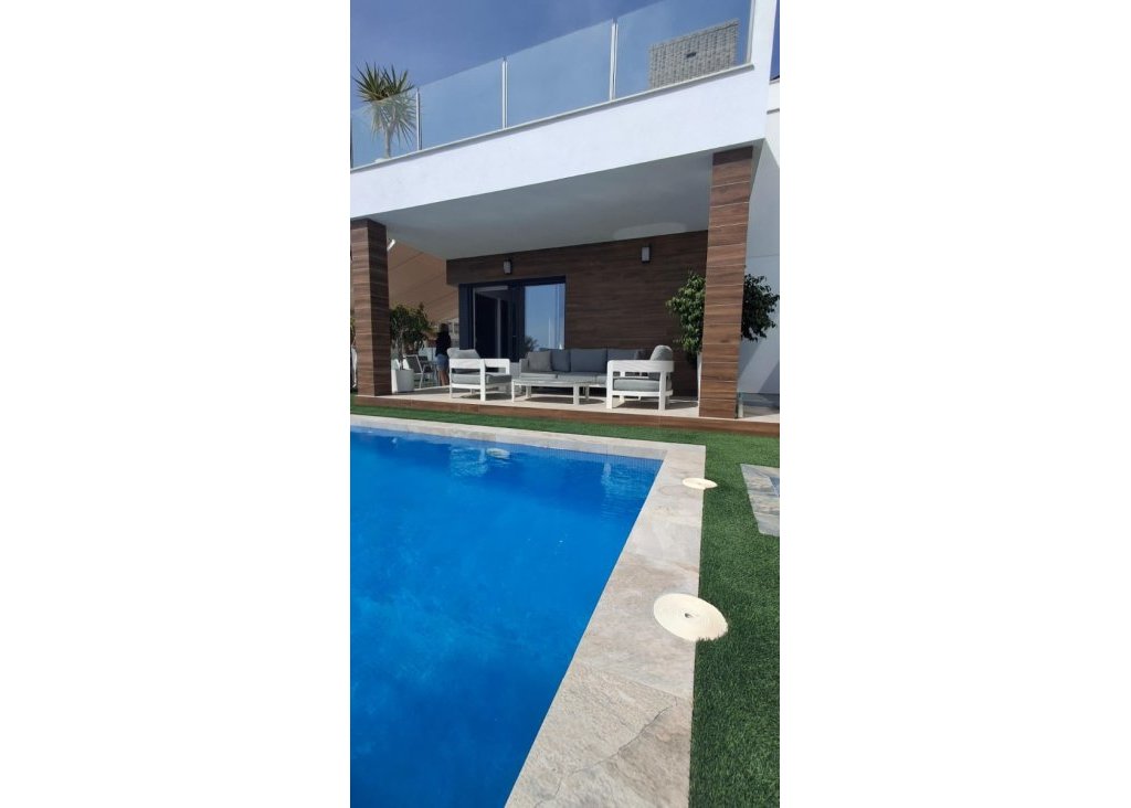 Sale - Villa - Orihuela - Entre Naranjos Vistabella Golf
