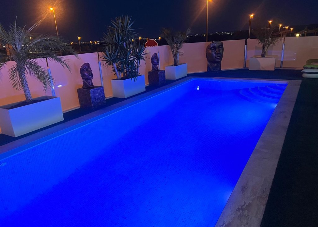 Sale - Villa - Orihuela - Entre Naranjos Vistabella Golf