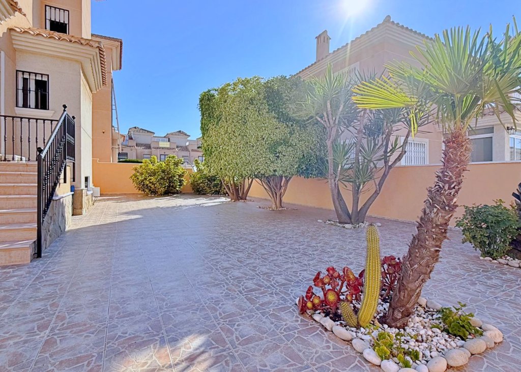 Sale - Villa - Orihuela - Orihuela Costa
