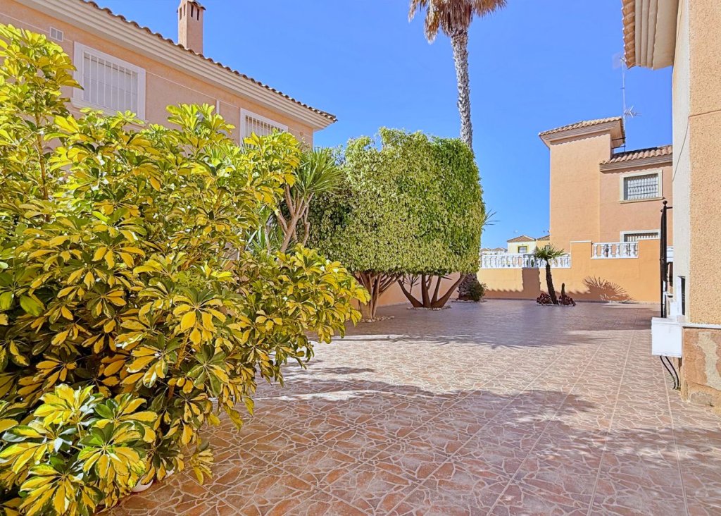 Sale - Villa - Orihuela - Orihuela Costa