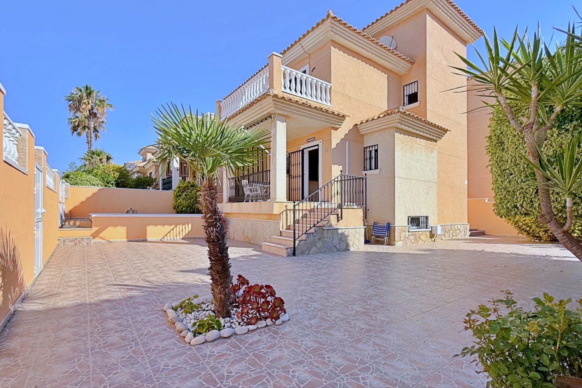 Sale - Villa - Orihuela - Orihuela Costa