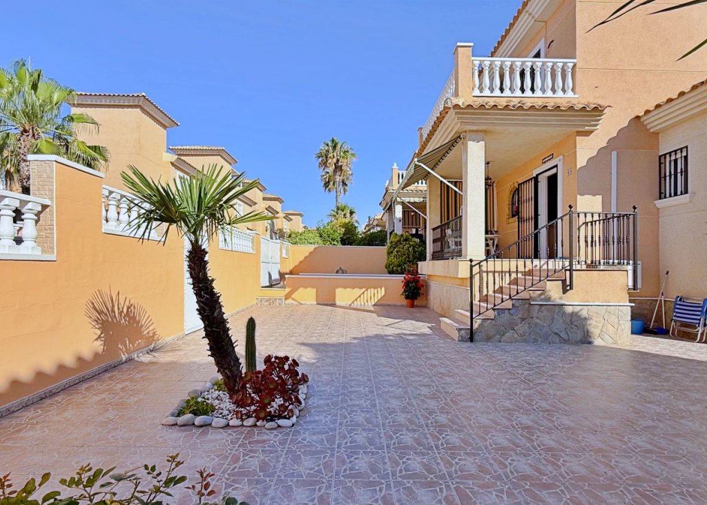 Sale - Villa - Orihuela - Orihuela Costa