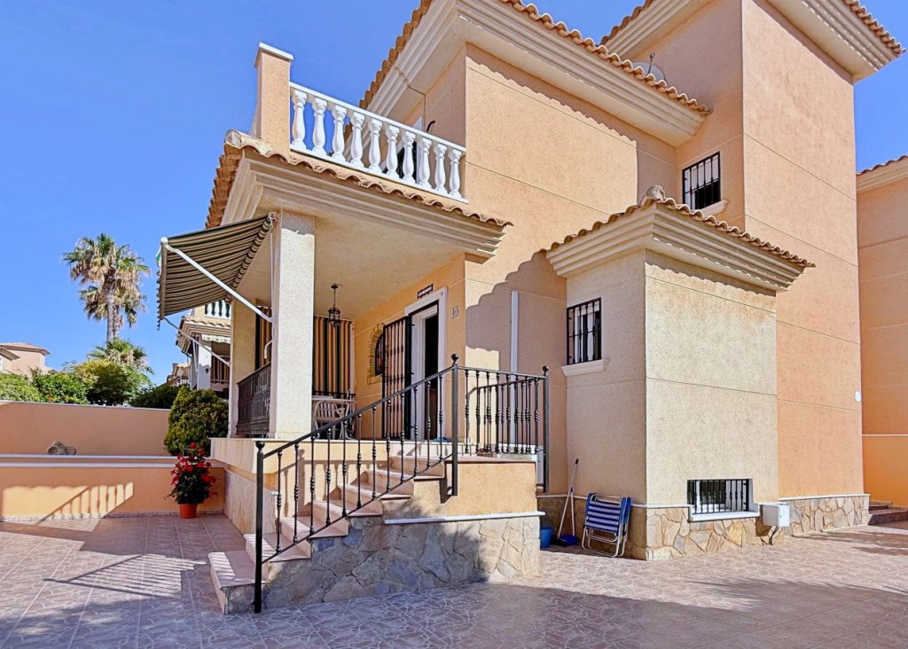 Sale - Villa - Orihuela - Orihuela Costa