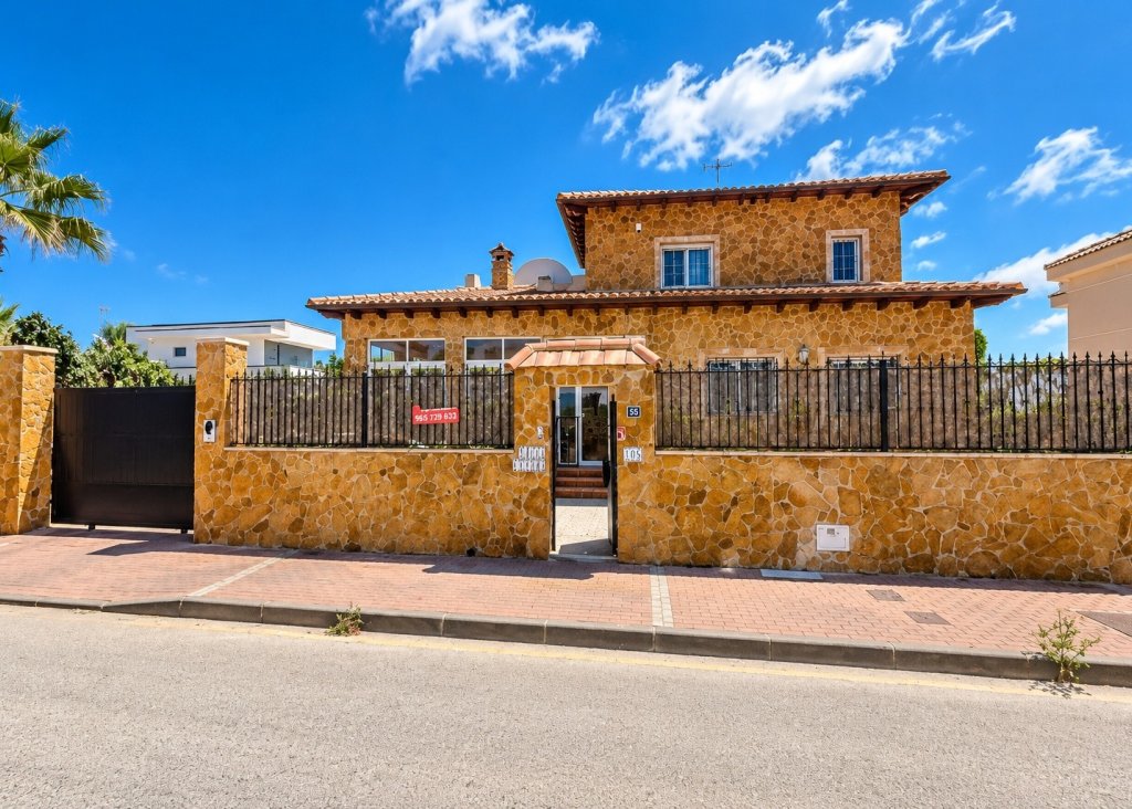 Sale - Villa - San Fulgencio - La Escuera