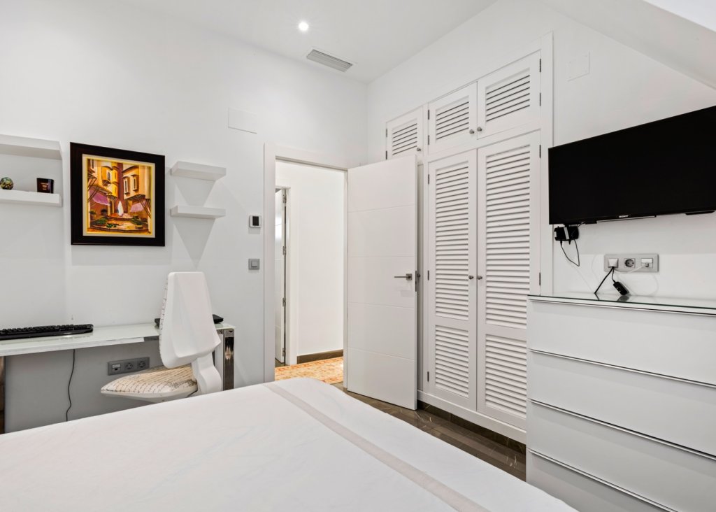 Sale - Villa - San Juan Alicante - Fran espinos