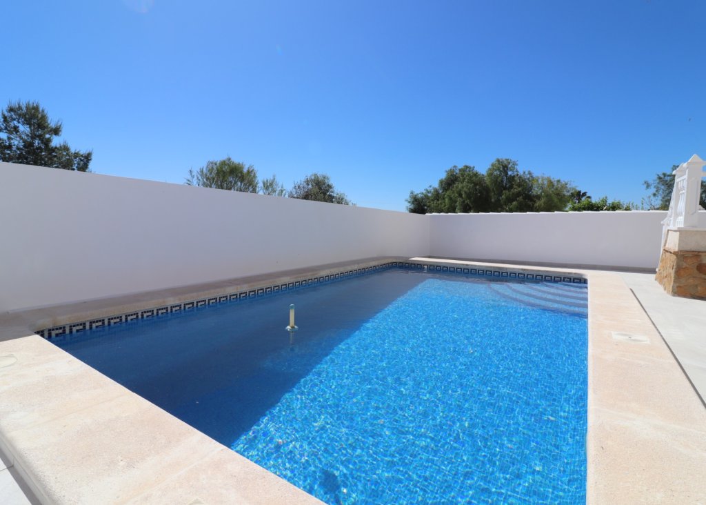 Sale - Villa - San Miguel de Salinas - Lake View Mansions