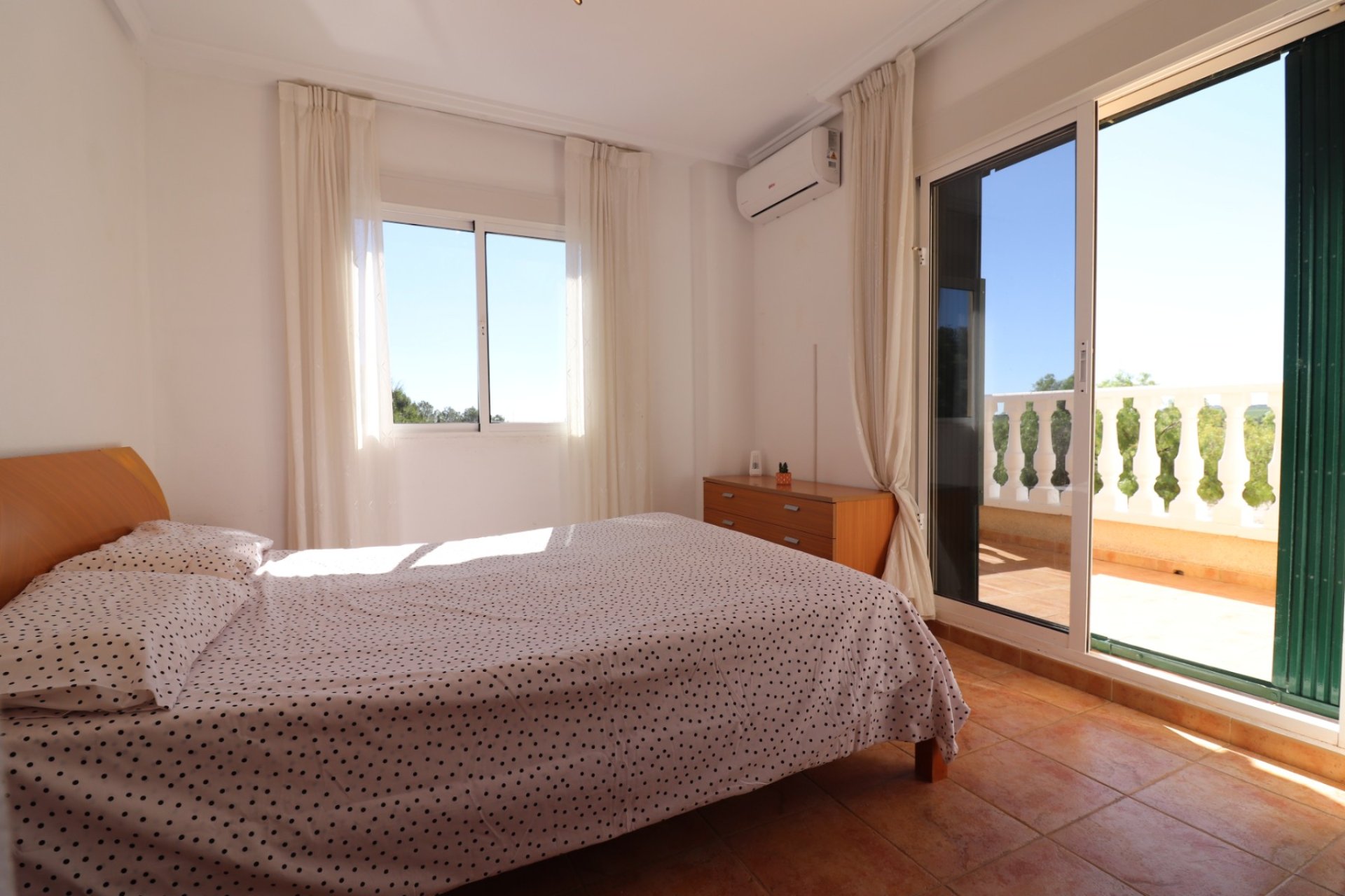Sale - Villa - San Miguel de Salinas - Lake View Mansions