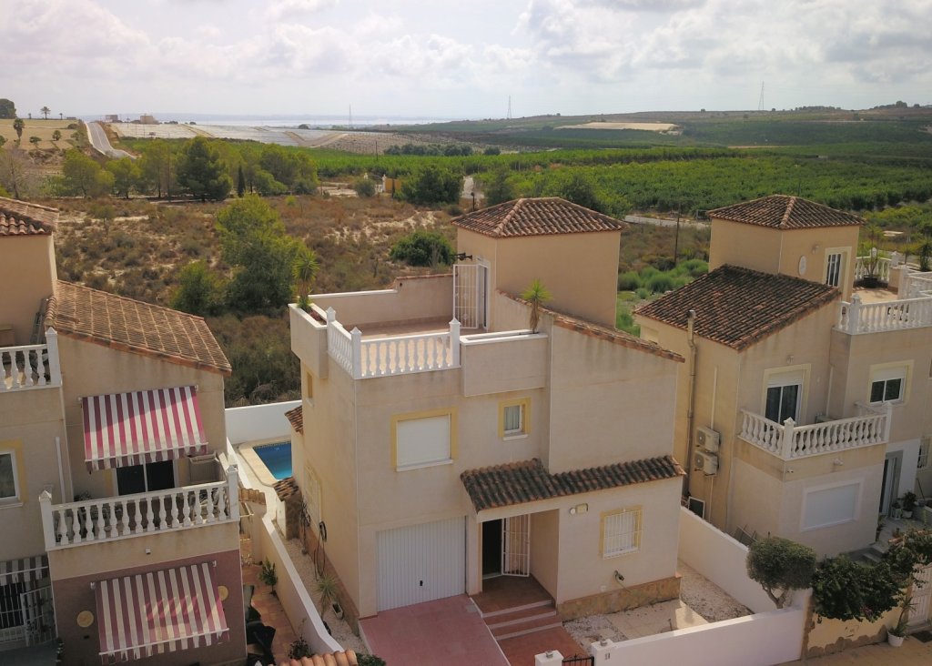 Sale - Villa - San Miguel de Salinas - Lake View Mansions